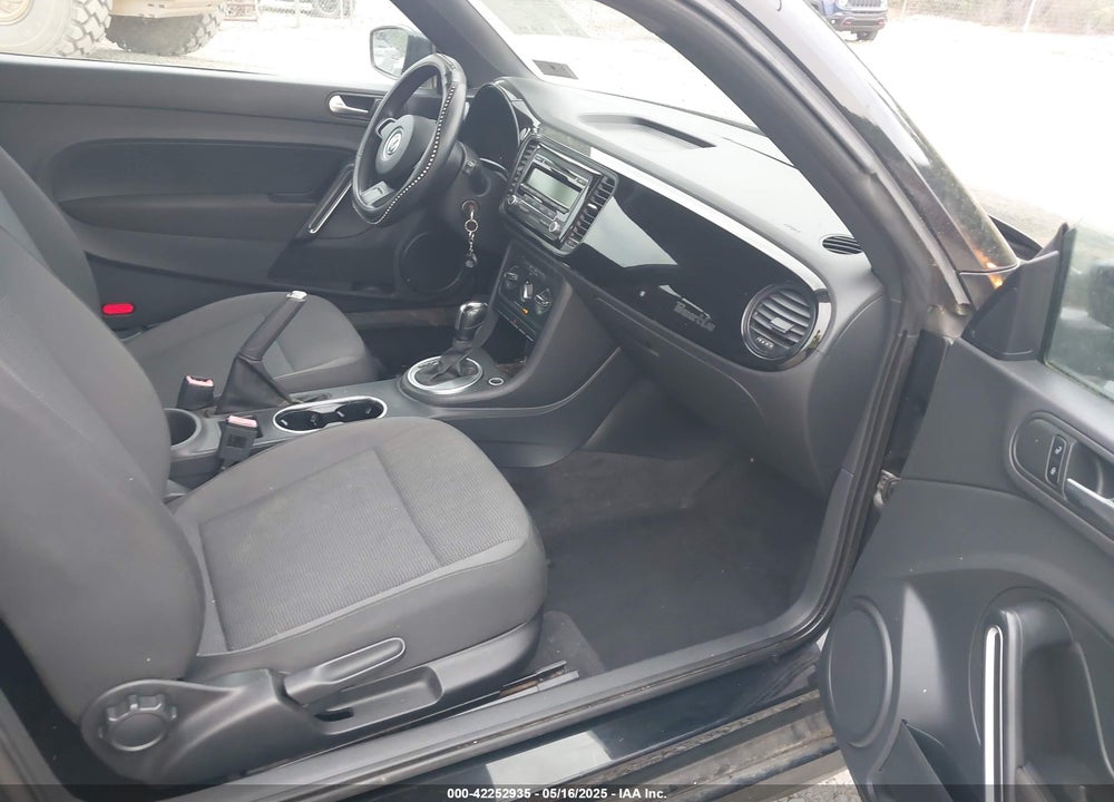 2012 VOLKSWAGEN BEETLE ENTRY VIN: 3VWFP7AT5CM616797