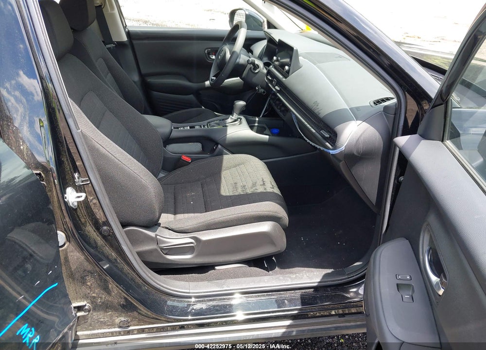 2023 HONDA HR-V VIN: 3CZRZ1H3XPM704984