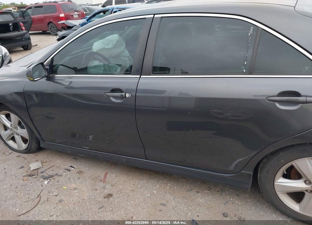 2011 TOYOTA CAMRY SE VIN: 4T1BF3EK4BU230389