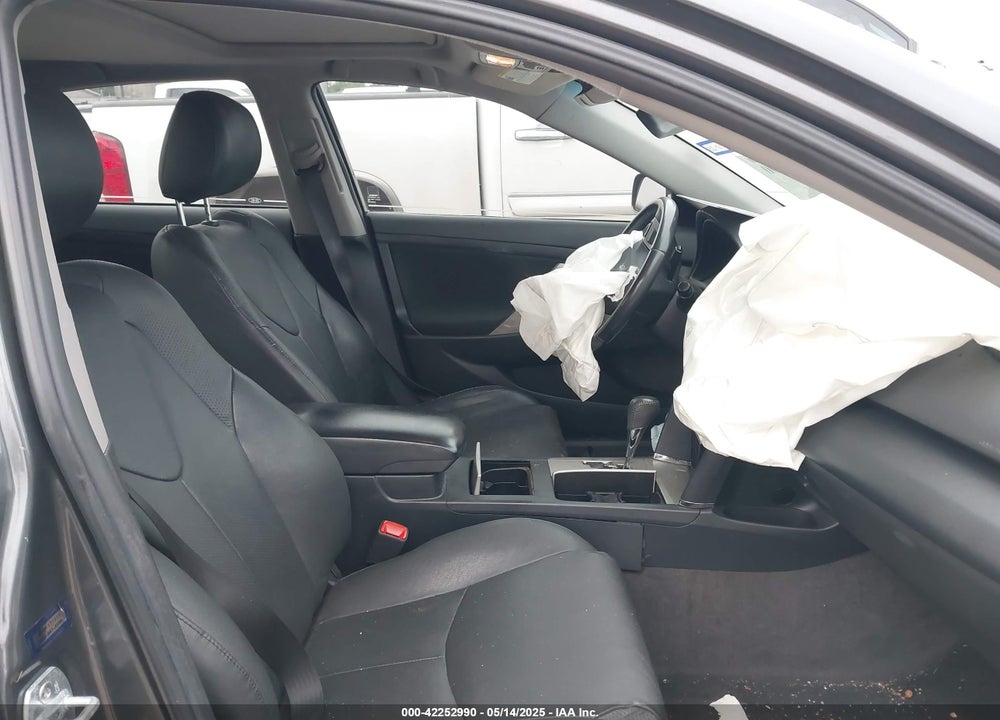 2011 TOYOTA CAMRY SE VIN: 4T1BF3EK4BU230389