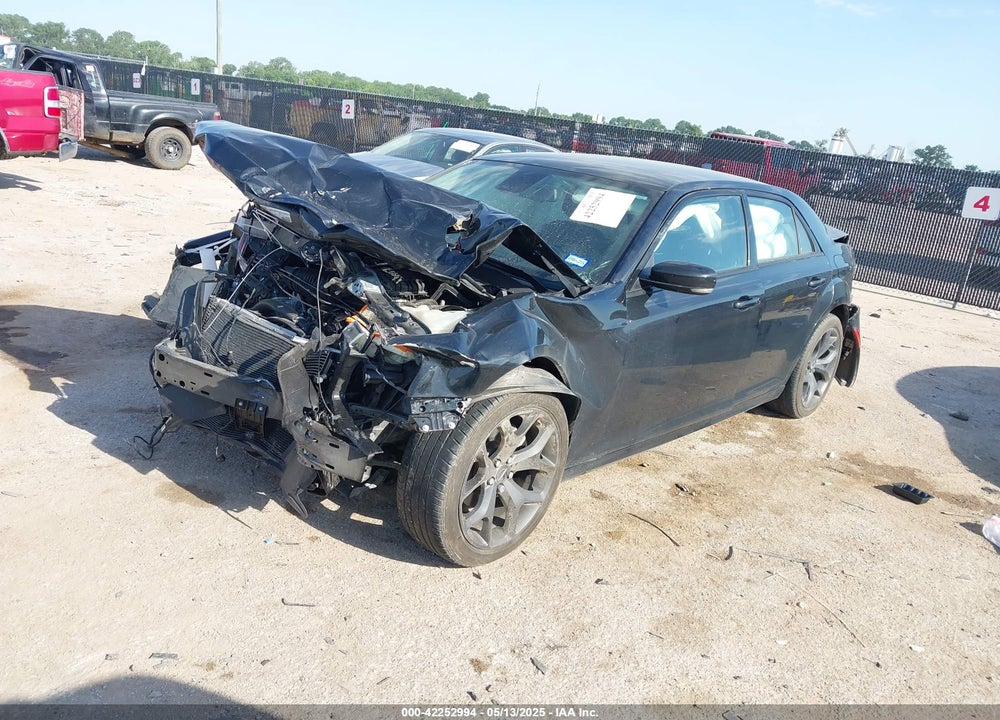 2023 CHRYSLER 300 VIN: 2C3CCADG2PH666935