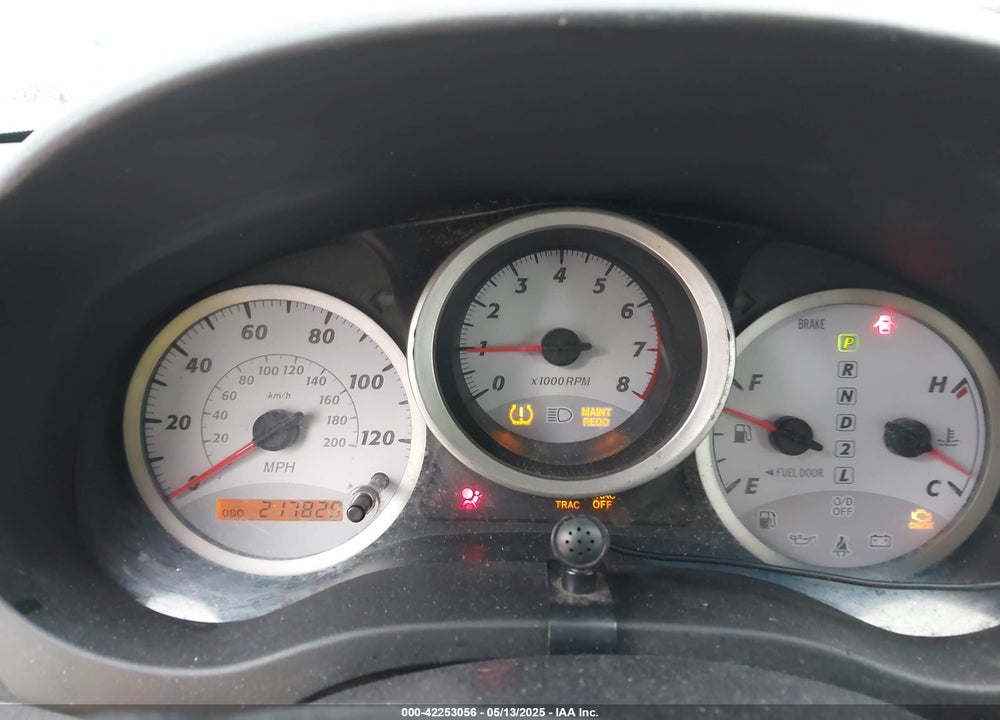 2005 TOYOTA RAV4 VIN: JTEGD20V150054582