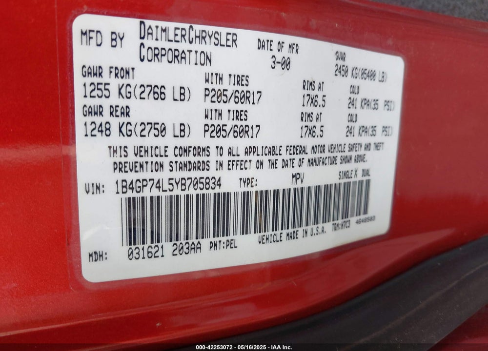 2000 DODGE GRAND CARAVAN ES VIN: 1B4GP74L5YB705834