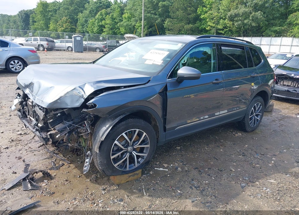 2020 VOLKSWAGEN TIGUAN VIN: 3VV2B7AX5LM142418