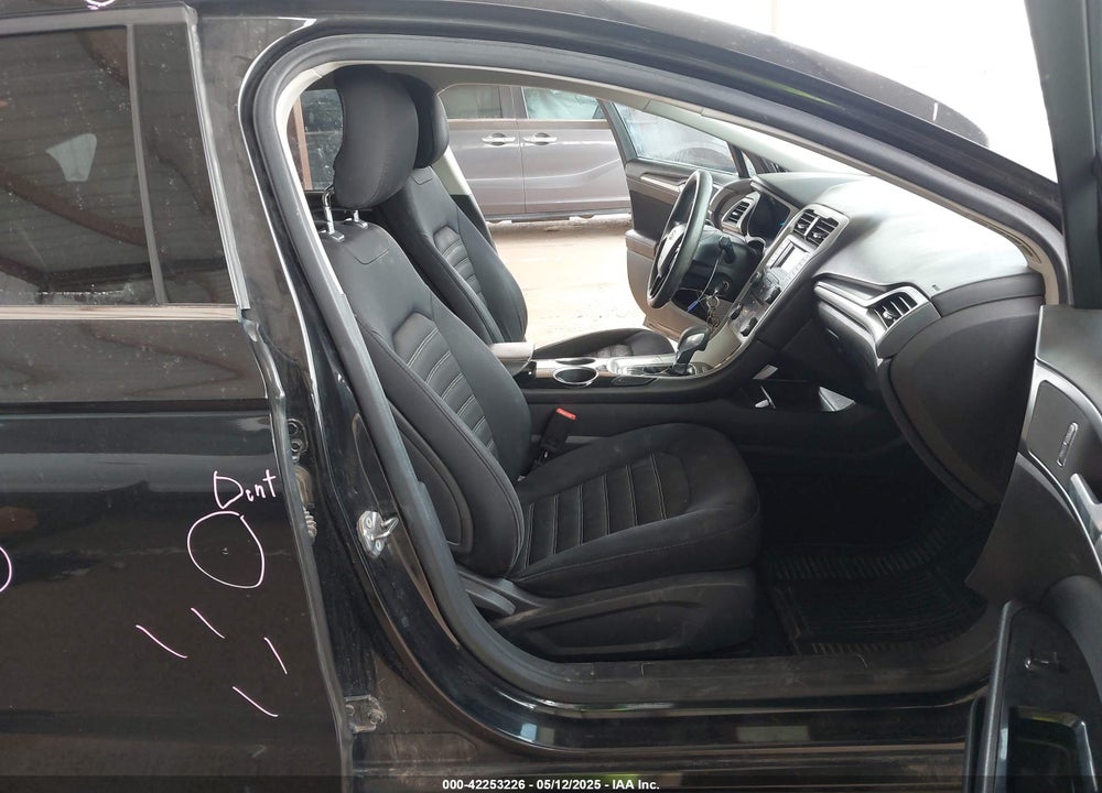 2013 FORD FUSION SE VIN: 3FA6P0H7XDR192904