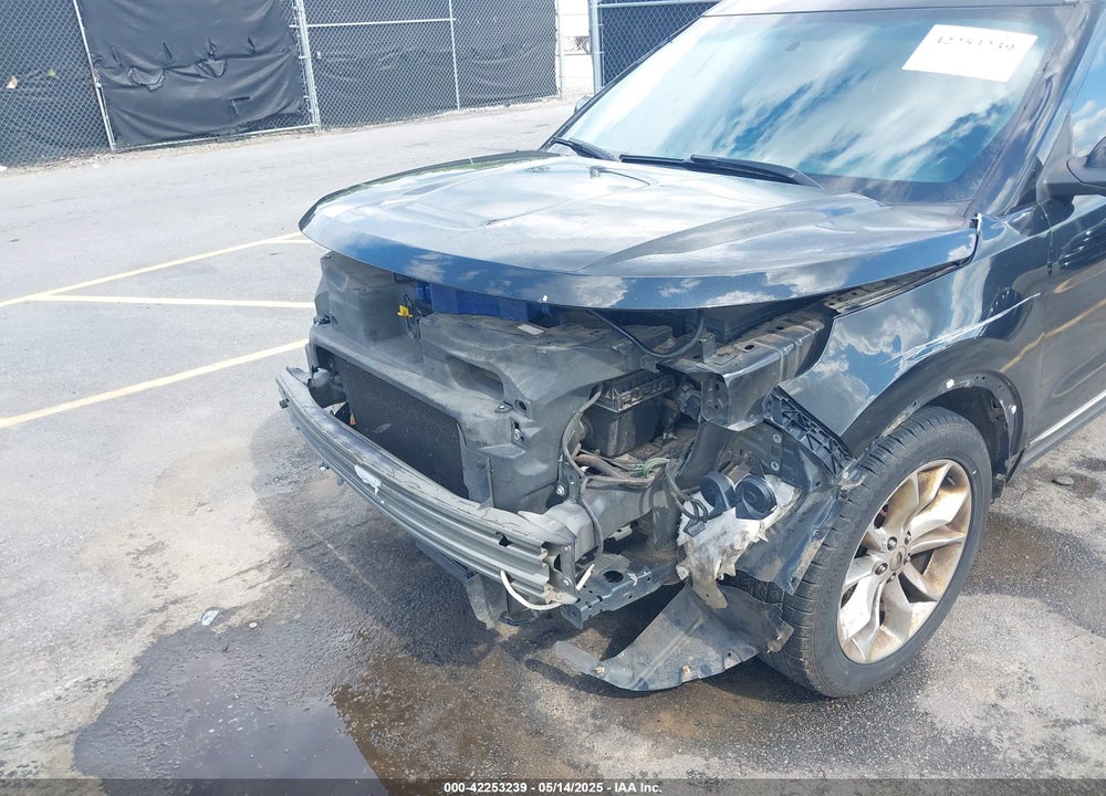 2015 FORD EXPLORER XLT VIN: 1FM5K7D80FGA17644