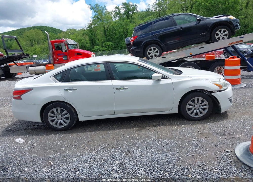 2014 NISSAN ALTIMA VIN: 1N4AL3AP7EN389325