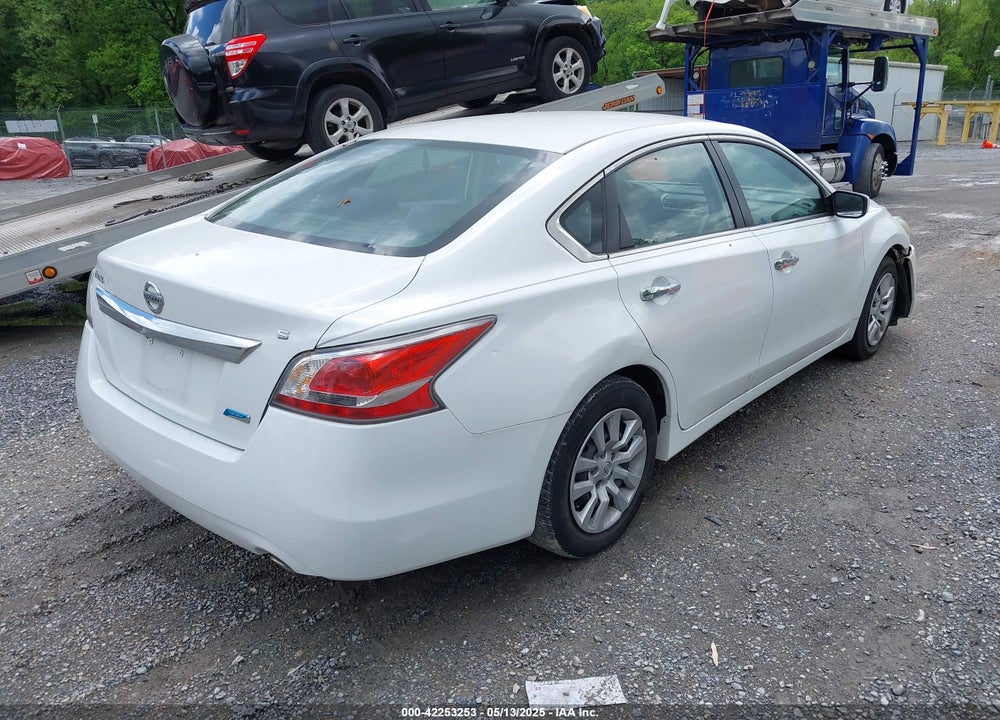 2014 NISSAN ALTIMA VIN: 1N4AL3AP7EN389325