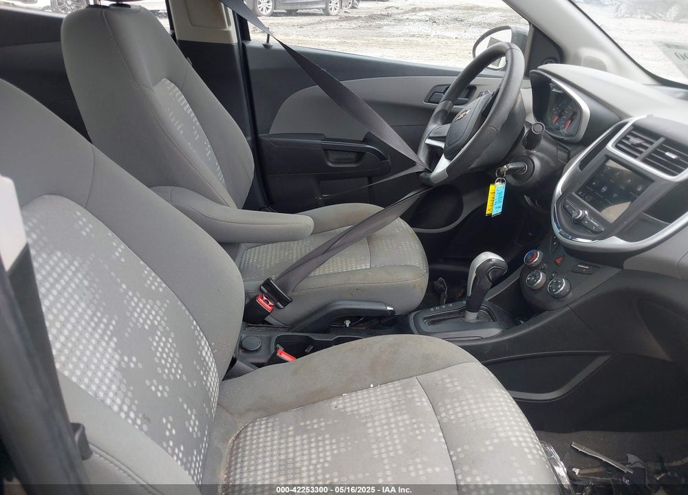 2018 CHEVROLET SONIC VIN: 1G1JB5SH9J4126214