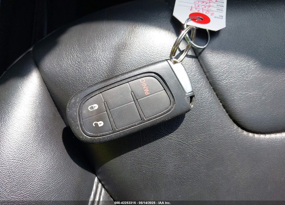 2019 JEEP CHEROKEE LATITUDE PLUS FWD VIN: 1C4PJLLB1KD154206