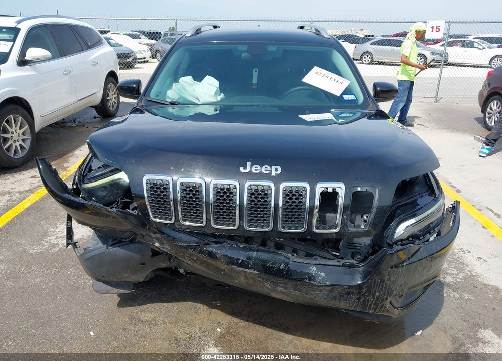 2019 JEEP CHEROKEE LATITUDE PLUS FWD VIN: 1C4PJLLB1KD154206