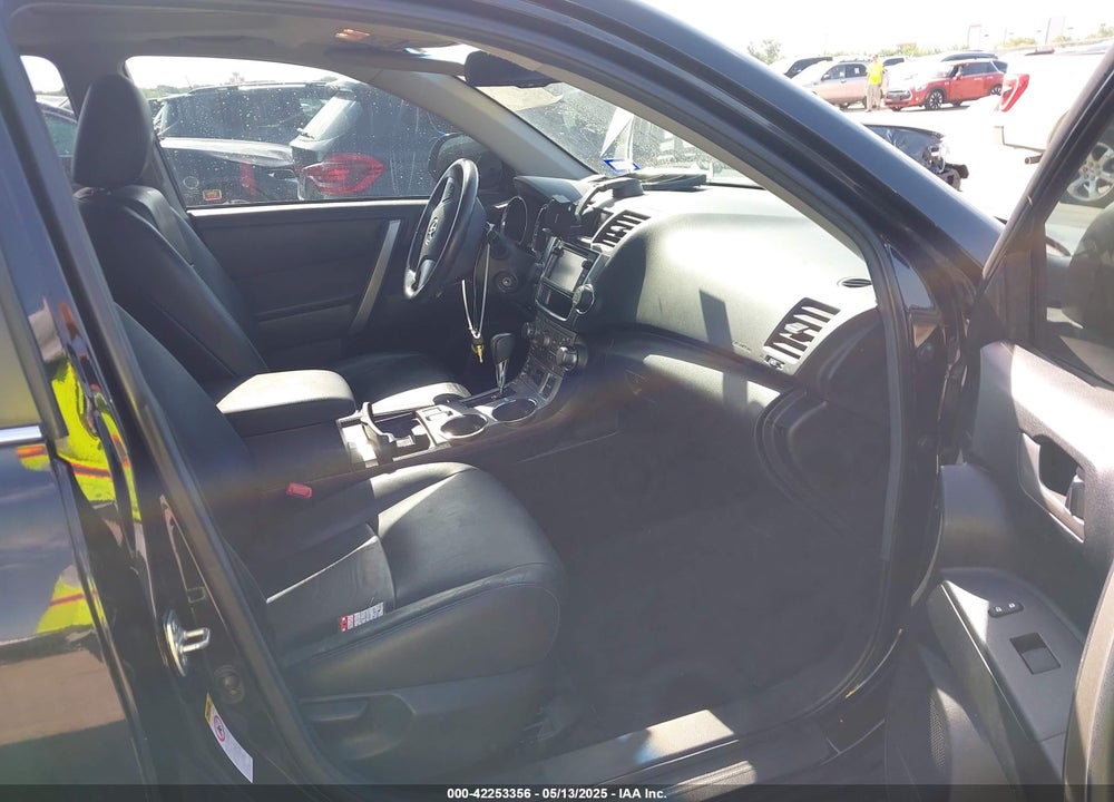 2013 TOYOTA HIGHLANDER VIN: 5TDZK3EH6DS127114