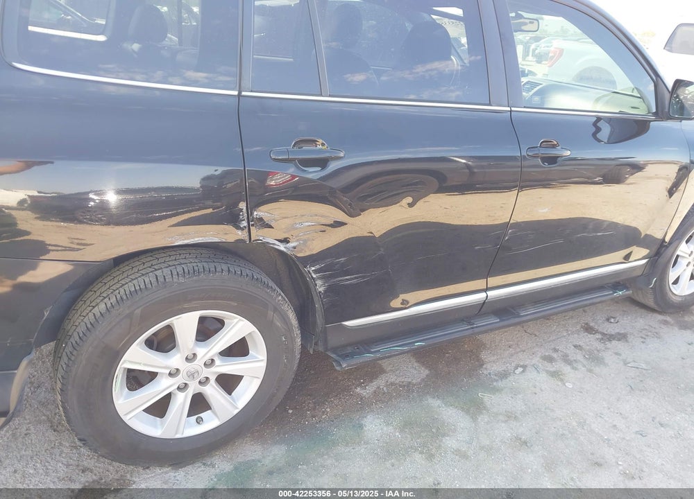 2013 TOYOTA HIGHLANDER VIN: 5TDZK3EH6DS127114