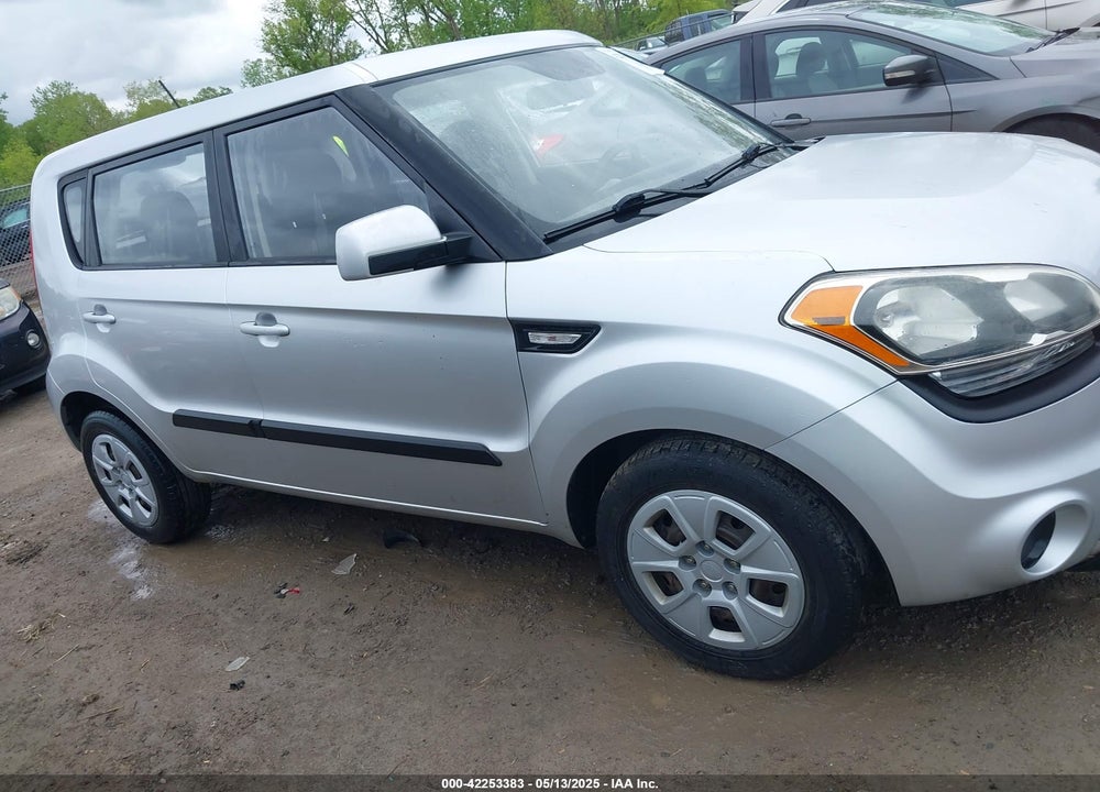 2013 KIA SOUL VIN: KNDJT2A52D7494098