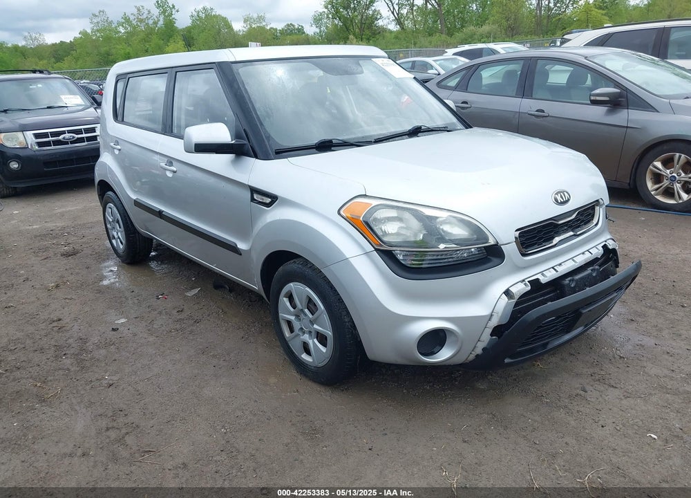 2013 KIA SOUL VIN: KNDJT2A52D7494098