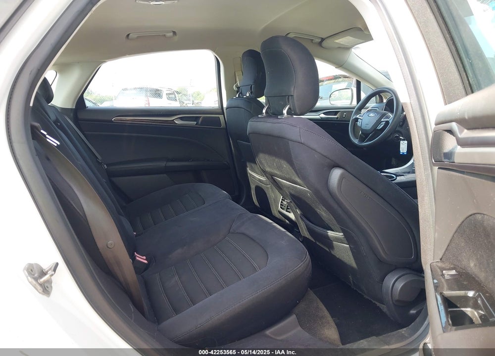 2013 FORD FUSION SE VIN: 3FA6P0H72DR193433