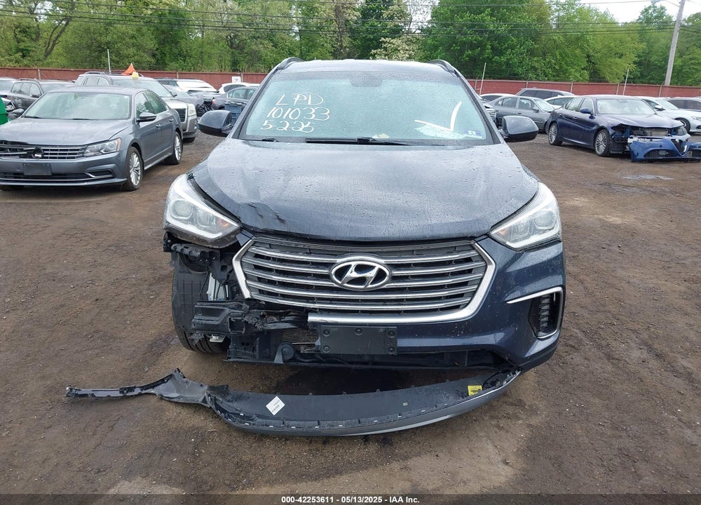 2017 HYUNDAI SANTA FE VIN: KM8SM4HF8HU167087