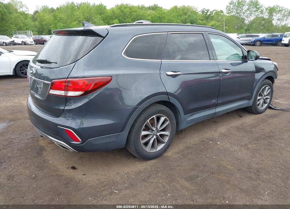 2017 HYUNDAI SANTA FE VIN: KM8SM4HF8HU167087