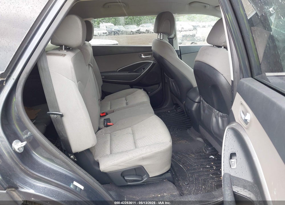 2017 HYUNDAI SANTA FE VIN: KM8SM4HF8HU167087