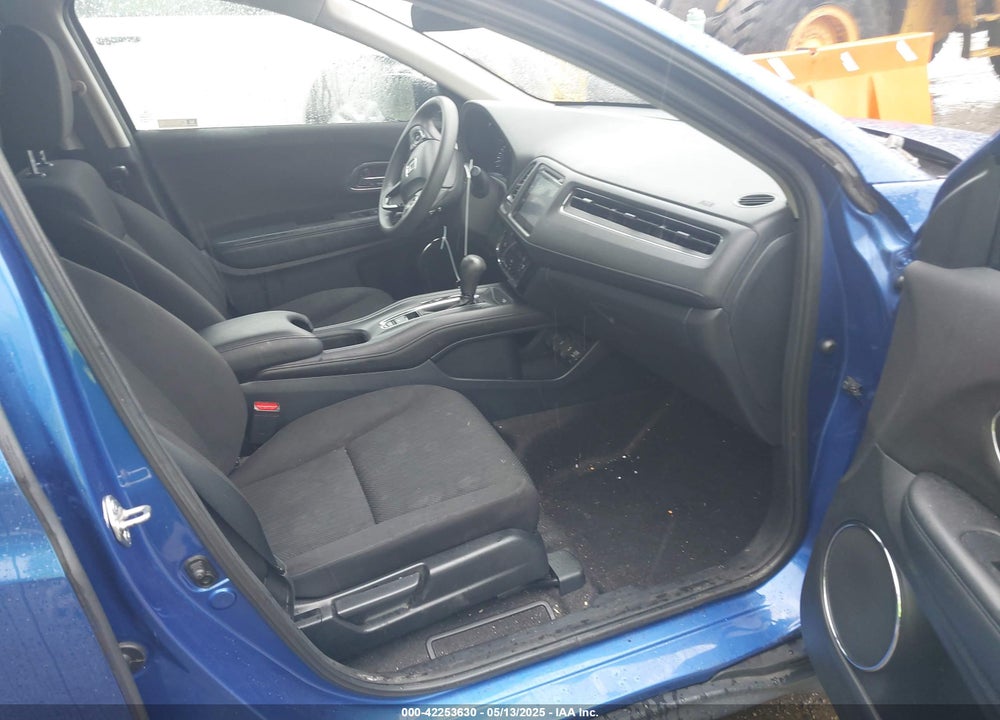 2018 HONDA HR-V VIN: 3CZRU6H52JM723727