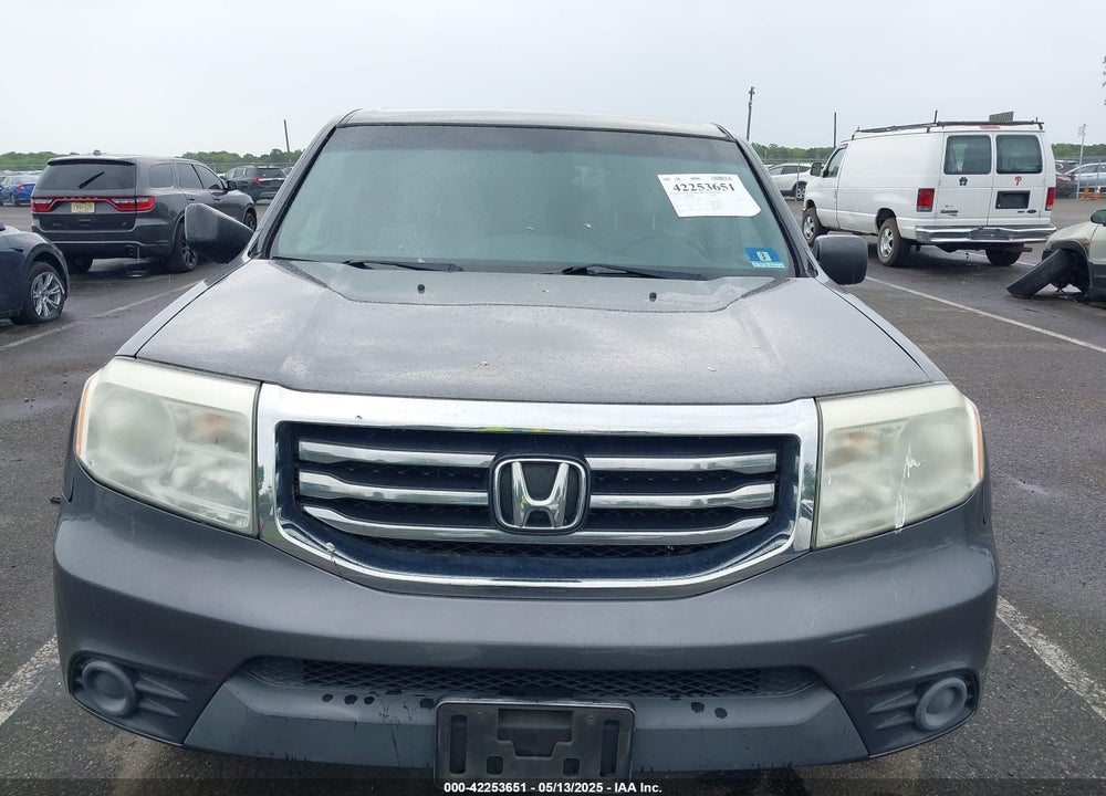 2014 HONDA PILOT LX VIN: 5FNYF4H27EB004568