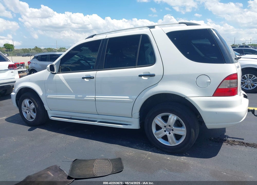 2005 MERCEDES-BENZ ML 350 4MATIC VIN: 4JGAB57E95A566653