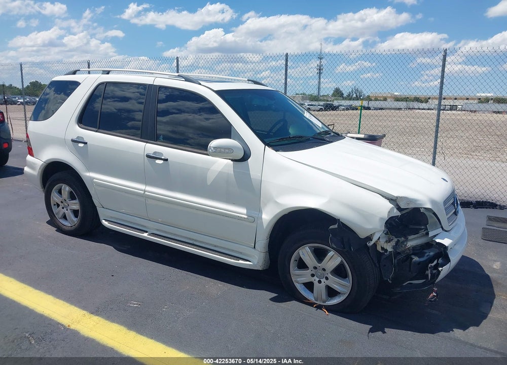2005 MERCEDES-BENZ ML 350 4MATIC VIN: 4JGAB57E95A566653