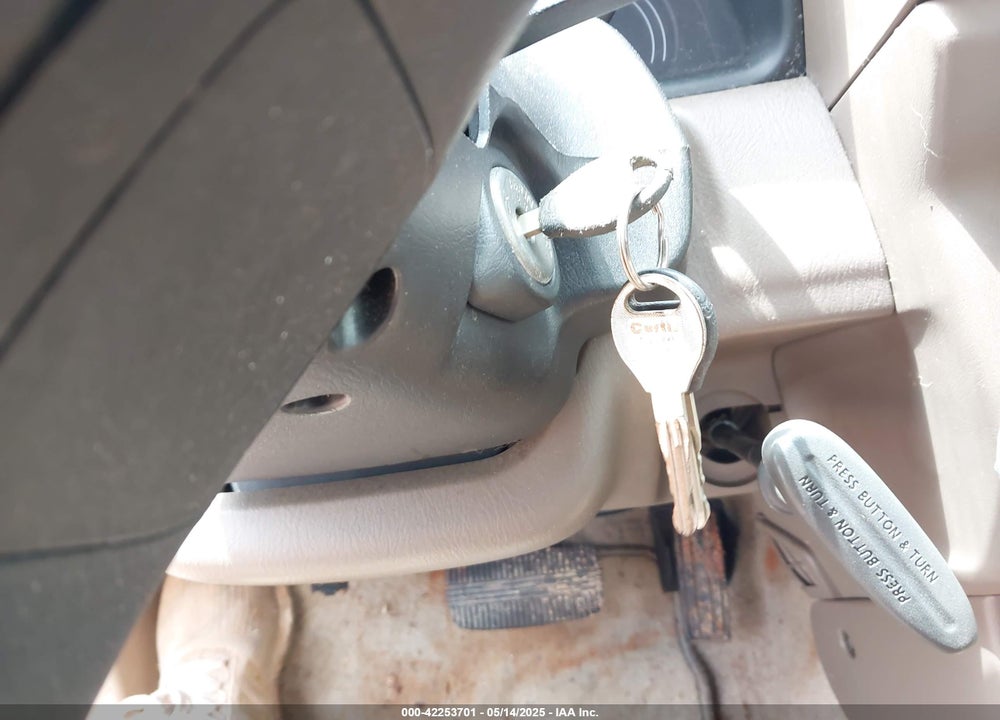 1998 NISSAN FRONTIER SE/XE VIN: 1N6DD26S6WC353583