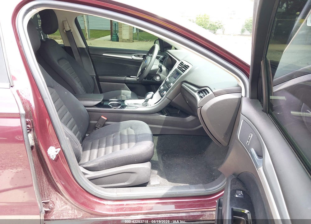 2013 FORD FUSION VIN: 3FA6P0HR8DR102148