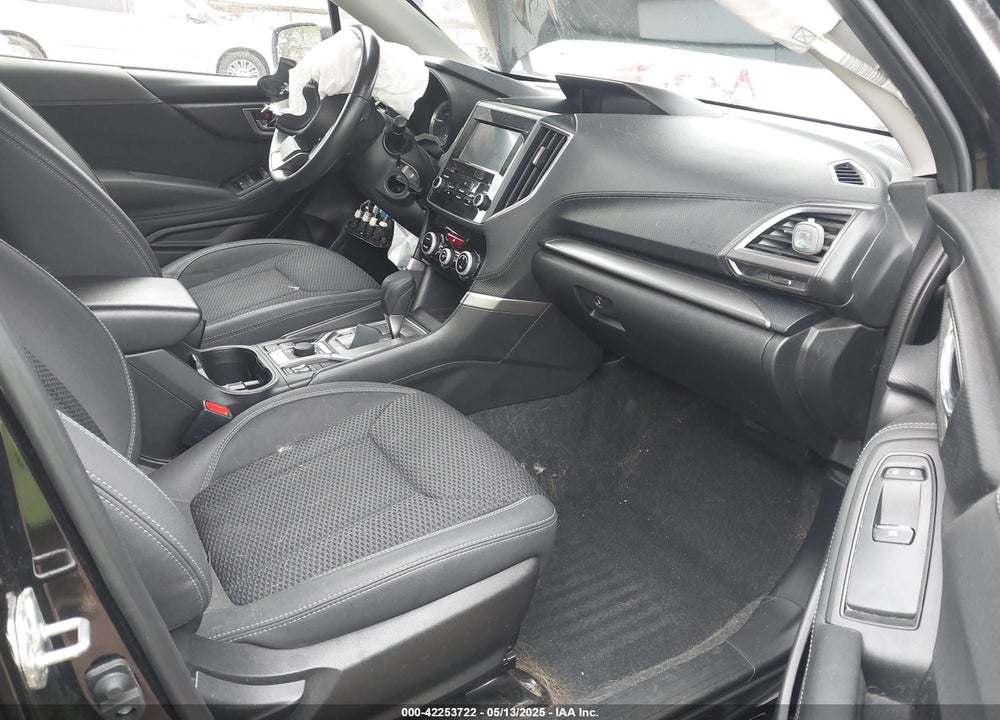 2021 SUBARU FORESTER PREMIUM VIN: JF2SKAJC4MH469652