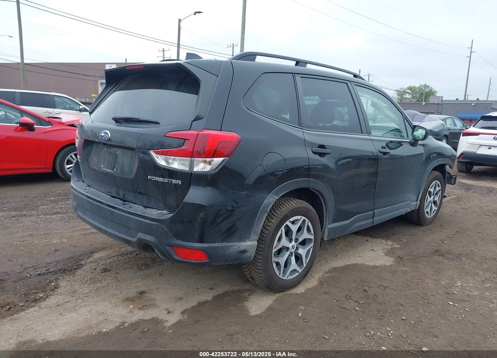 2021 SUBARU FORESTER PREMIUM VIN: JF2SKAJC4MH469652