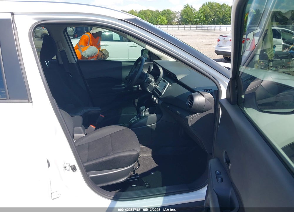 2024 NISSAN KICKS S XTRONIC CVT VIN: 3N1CP5BV4RL500843