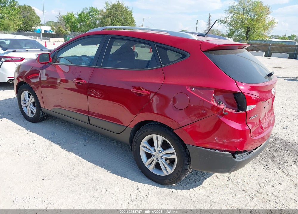 2012 HYUNDAI TUCSON VIN: KM8JUCAC8CU490781