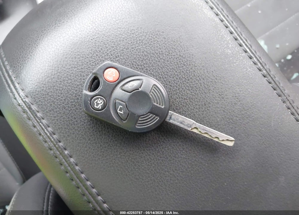 2014 FORD ESCAPE VIN: 1FMCU0GX8EUE28009