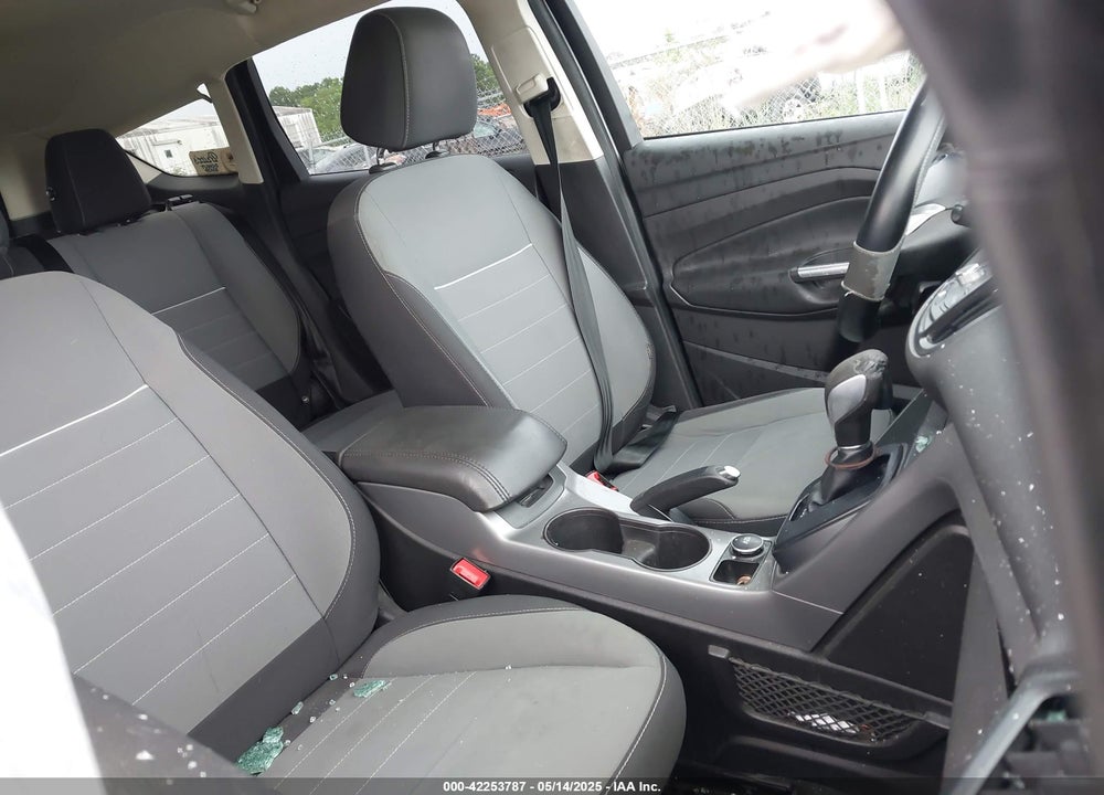 2014 FORD ESCAPE VIN: 1FMCU0GX8EUE28009
