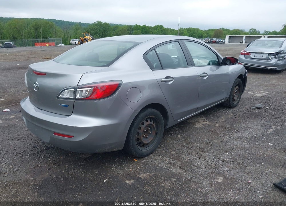 2013 MAZDA 3 I SPORT VIN: JM1BL1UP3D1851898