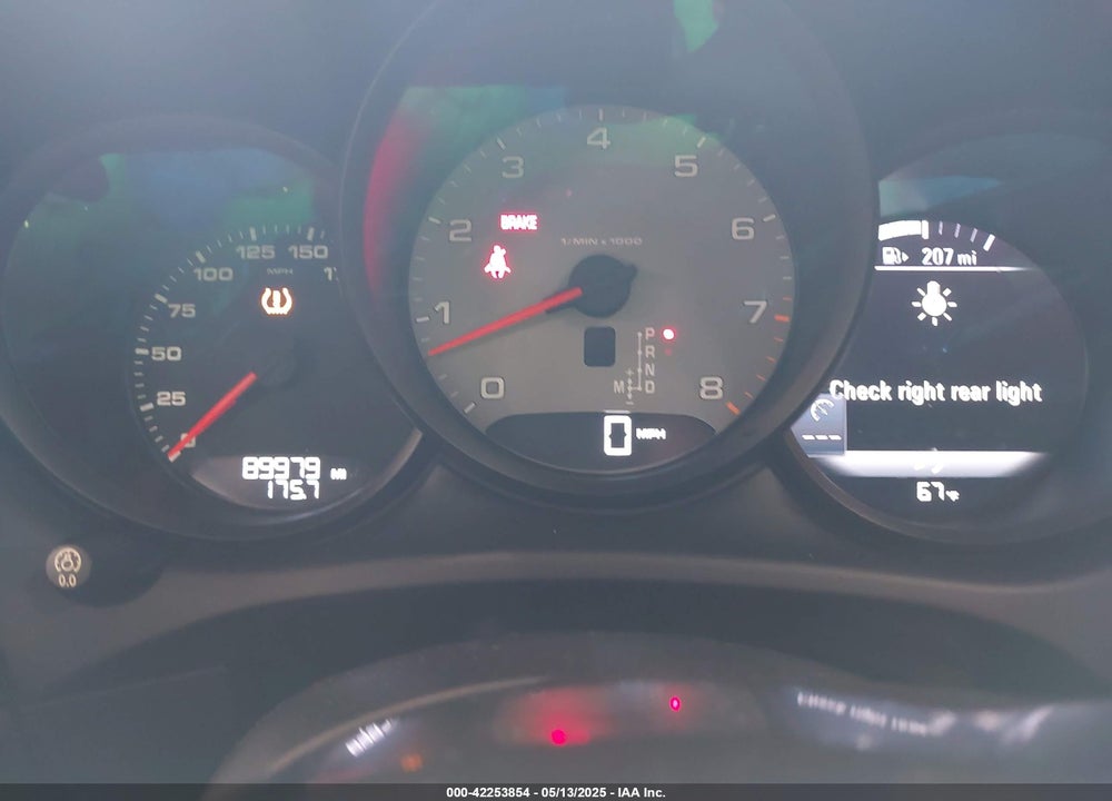 2018 PORSCHE MACAN S VIN: WP1AB2A55JLB32335