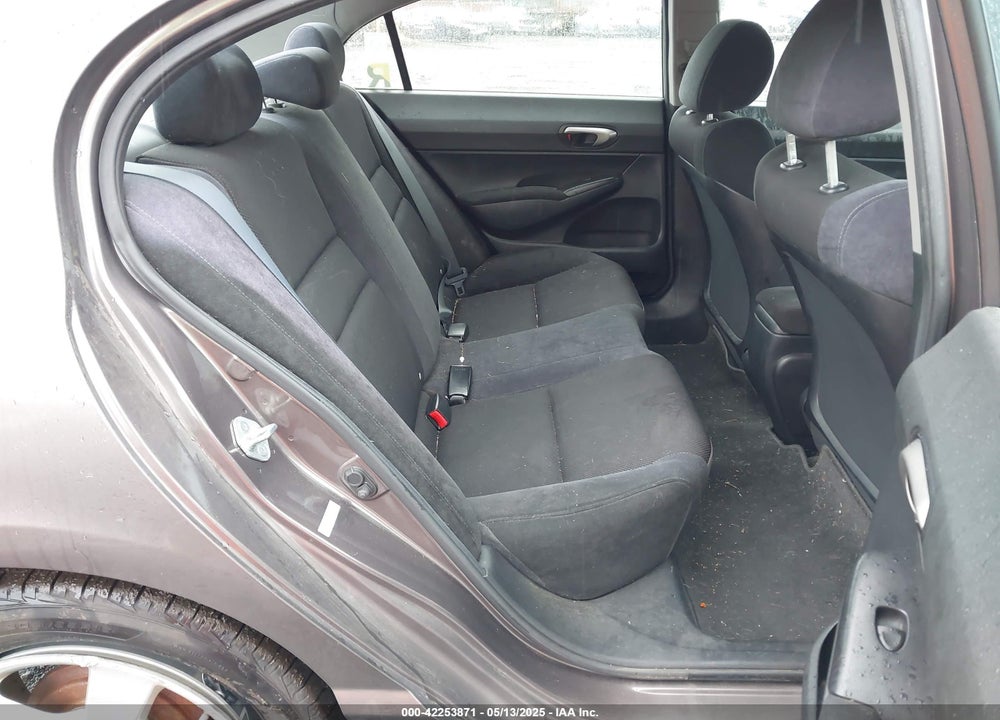 2010 HONDA CIVIC VIN: 2HGFA1F61AH537113