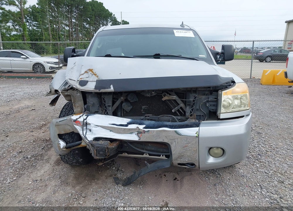 2011 NISSAN TITAN SV VIN: 1N6AA0EDXBN301066