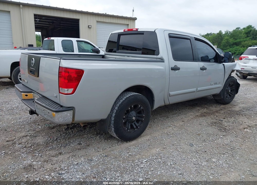 2011 NISSAN TITAN SV VIN: 1N6AA0EDXBN301066