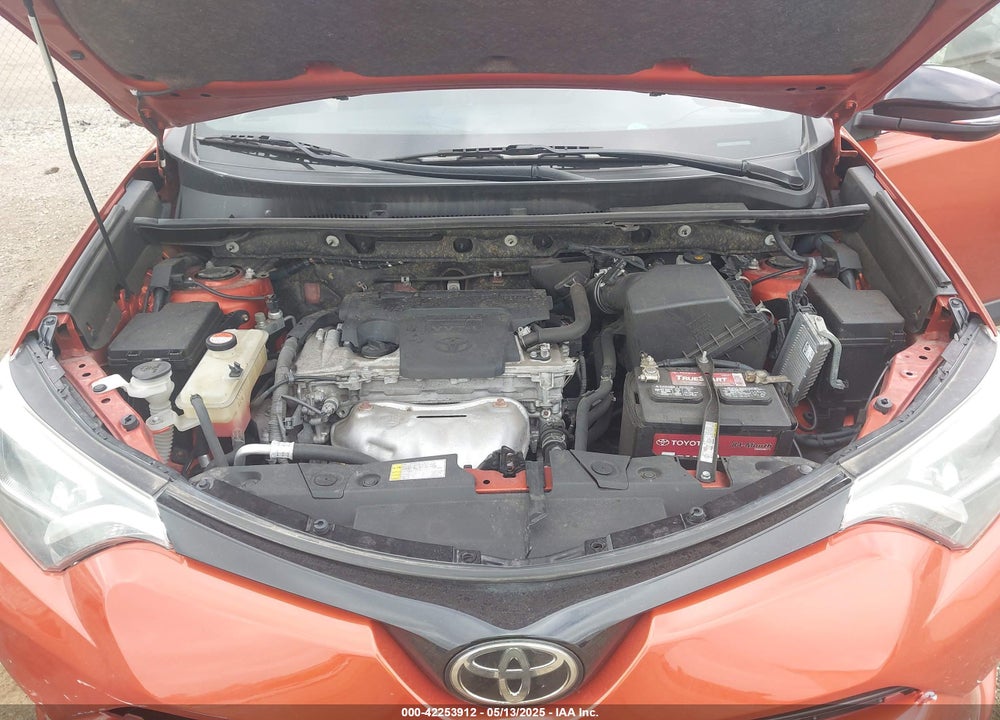 2016 TOYOTA RAV4 VIN: JTMJFREVXGJ057662