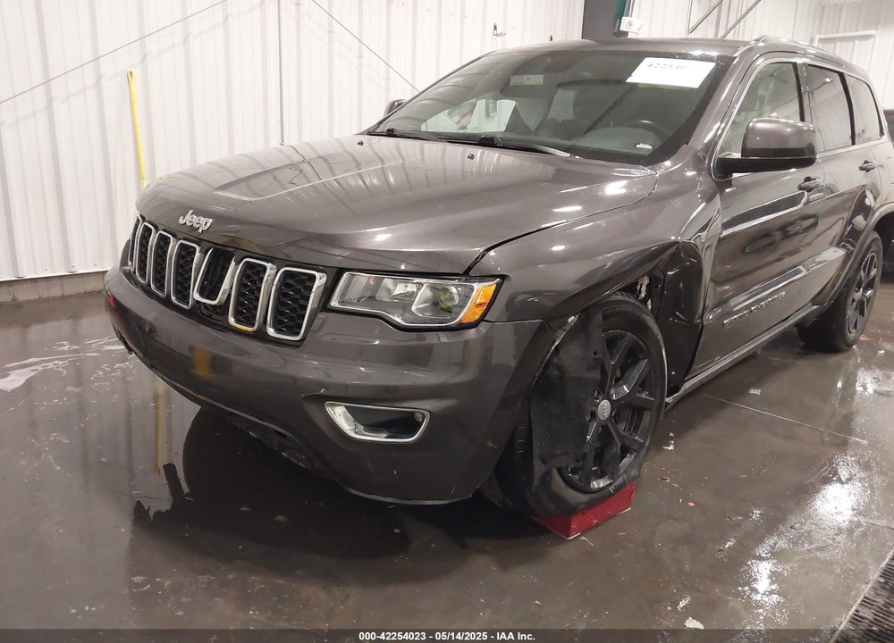 2017 JEEP GRAND CHEROKEE VIN: 1C4RJFAG2HC706836