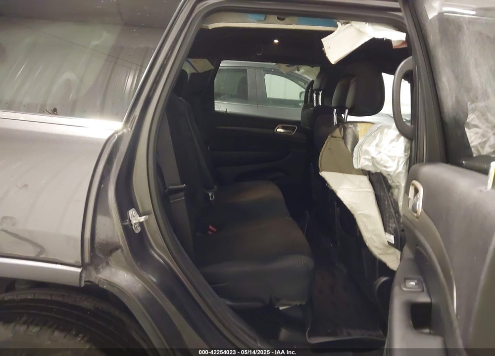 2017 JEEP GRAND CHEROKEE VIN: 1C4RJFAG2HC706836