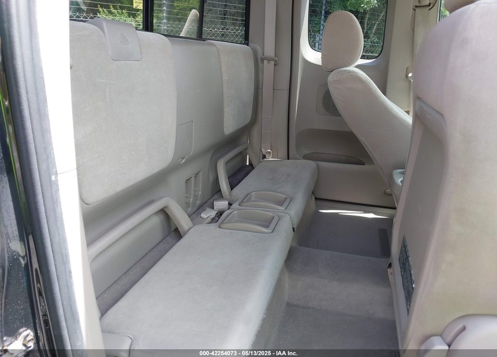 2005 TOYOTA TACOMA BASE V6 VIN: 5TEUU42N55Z130949