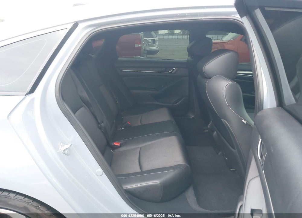 2022 HONDA ACCORD VIN: 1HGCV1F31NA093779