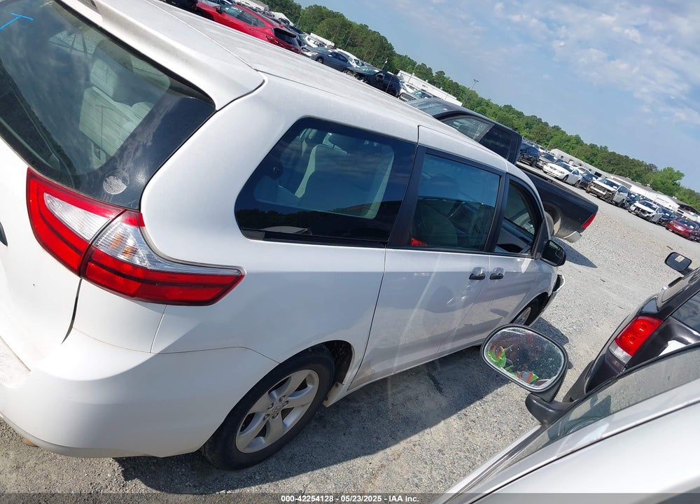 2017 TOYOTA SIENNA L 7 PASSENGER VIN: 5TDZZ3DC2HS791742