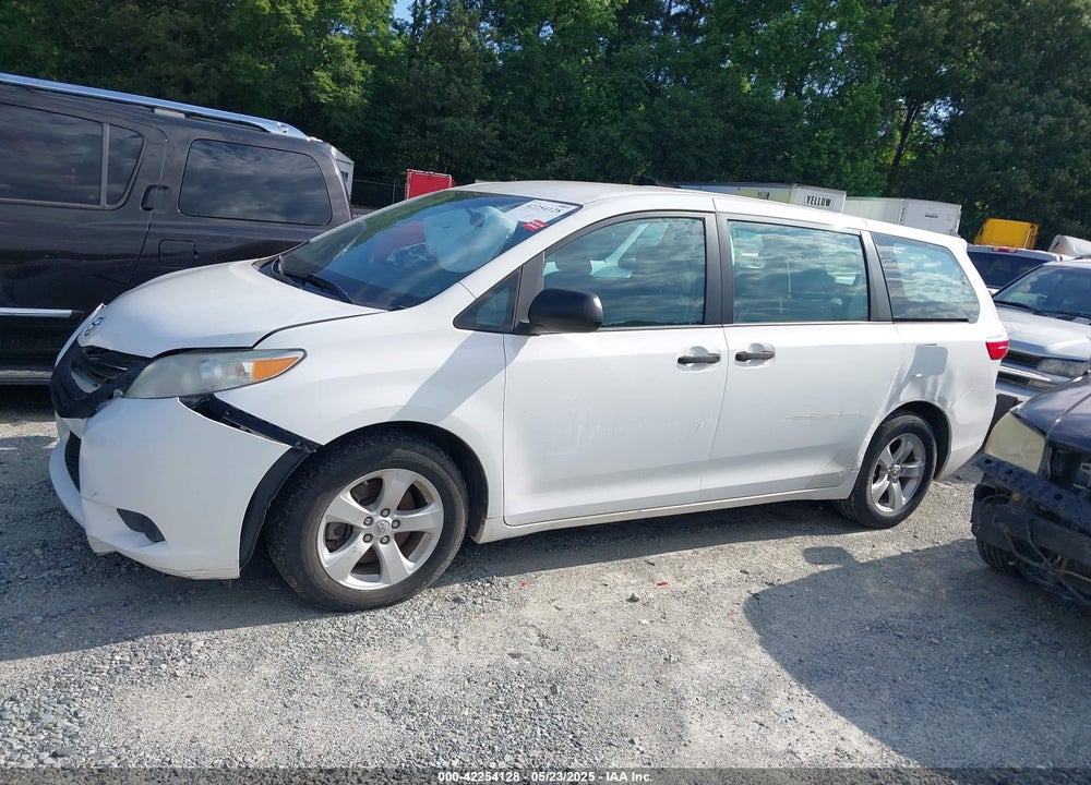 2017 TOYOTA SIENNA L 7 PASSENGER VIN: 5TDZZ3DC2HS791742