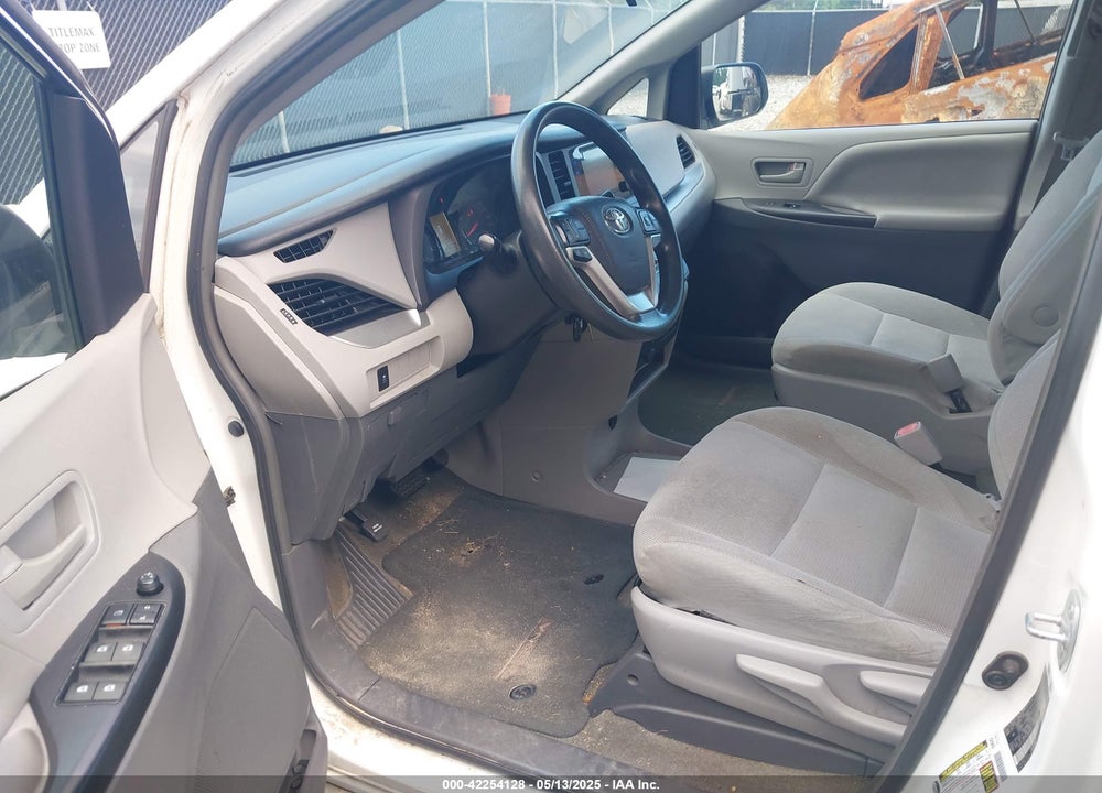 2017 TOYOTA SIENNA L 7 PASSENGER VIN: 5TDZZ3DC2HS791742