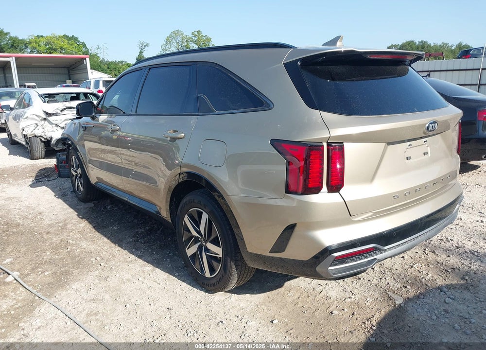 2021 KIA SORENTO VIN: 5XYRL4LC2MG002618