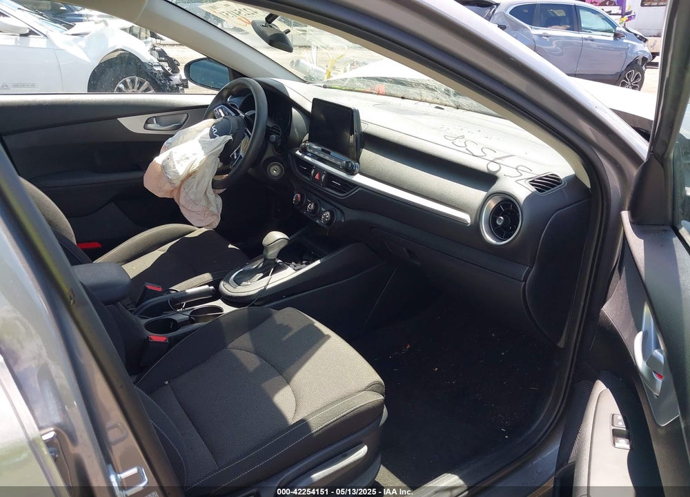 2024 KIA FORTE VIN: 3KPF24AD6RE759558